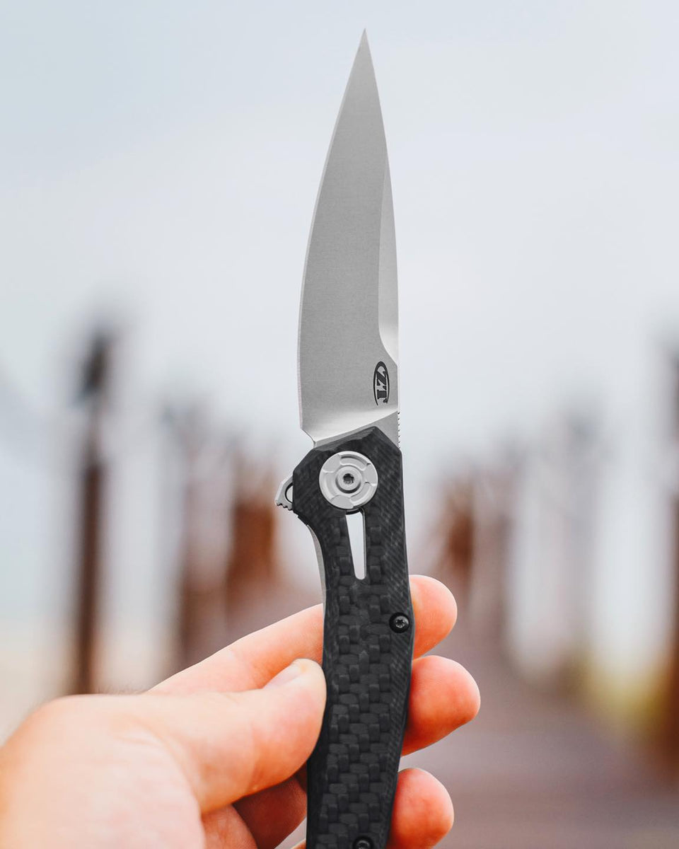 ZT 0707  The Perfect Balance Between Big and Small Knives - The